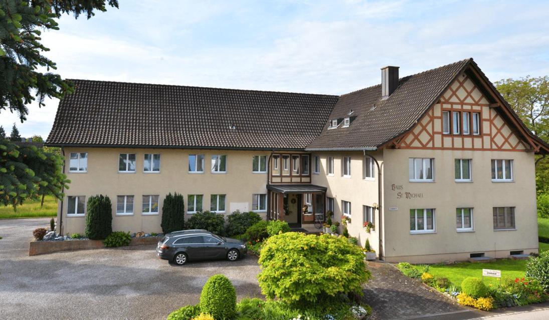 Hotel Haus St.Michael Dozwil Exterior foto